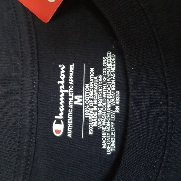 URI t-shirt by Champion - Picture 2 of 4